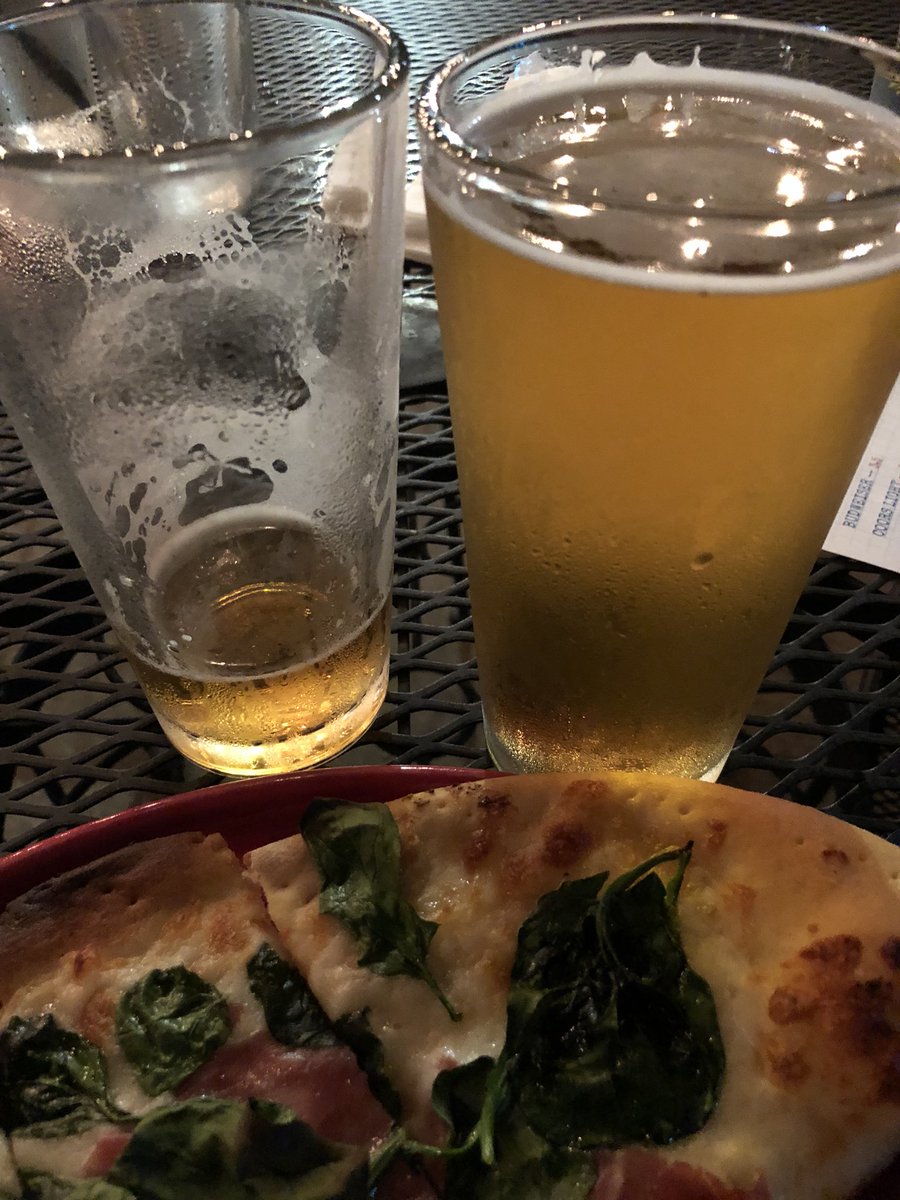 7yearsoffrench's tweet photo. I’m all about a smooth transition, so of course I love a #backupbeer #moonlightpizza #raleigh #friday https://t.co/xDTotB9UvB