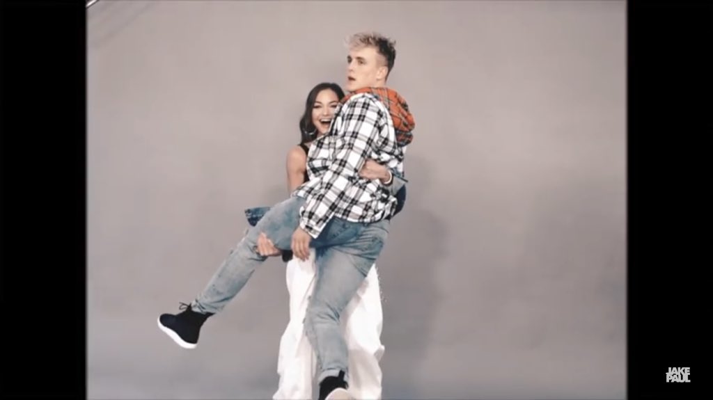 cherisherika's tweet photo. I stan a iconic couple that’s taking over the world together 🔥❤️

@jakepaul @erikacostell https://t.co/vi78J2jN0T