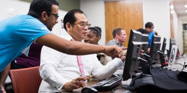 BusinessInsider's tweet image. San Francisco&apos;s homeless are getting six-figure jobs in a gritty neighborhood that&apos;s been overrun by tech companies read.bi/2opATsH