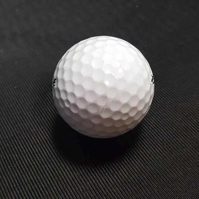 golf_marine's tweet photo. There are 336 dimples on a regulaton golf ball. #springisintheair https://t.co/TR2uqurIRL
