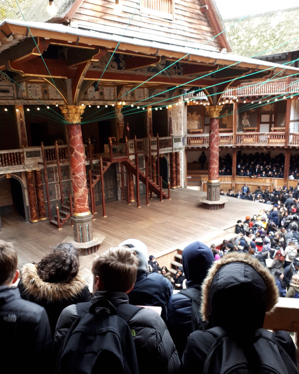 highlandsarts1's tweet photo. Brilliant production of 'Much Ado About Nothing' at @The_Globe. Bit chilly but nothing we at Highlands can't handle! https://t.co/MIJJnAS158