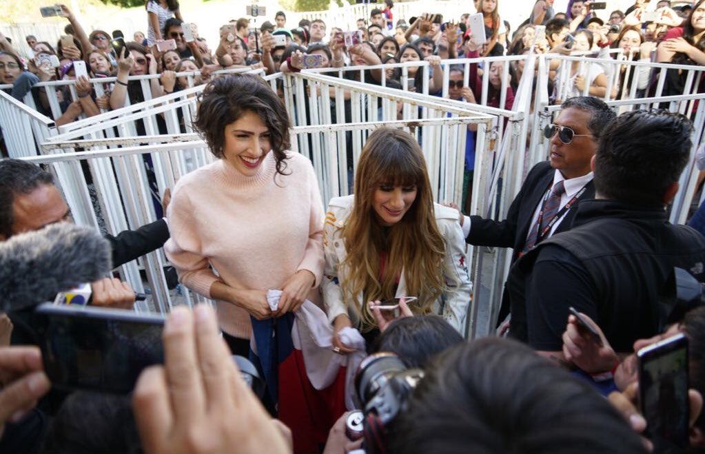 haashoficial's tweet photo. L@s amamos!! 🙏🏼❤️‼️🇨🇱 #ArtistaDelFestivalHaAsh https://t.co/VApYmvHeCa