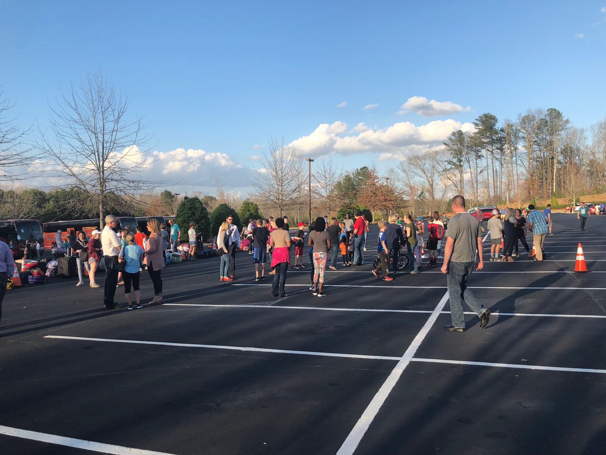 TimBT360's tweet image. What’s happening is 12Stone Digg retreat for our baby girl ! Yea God . Take care of our babies this weekend !