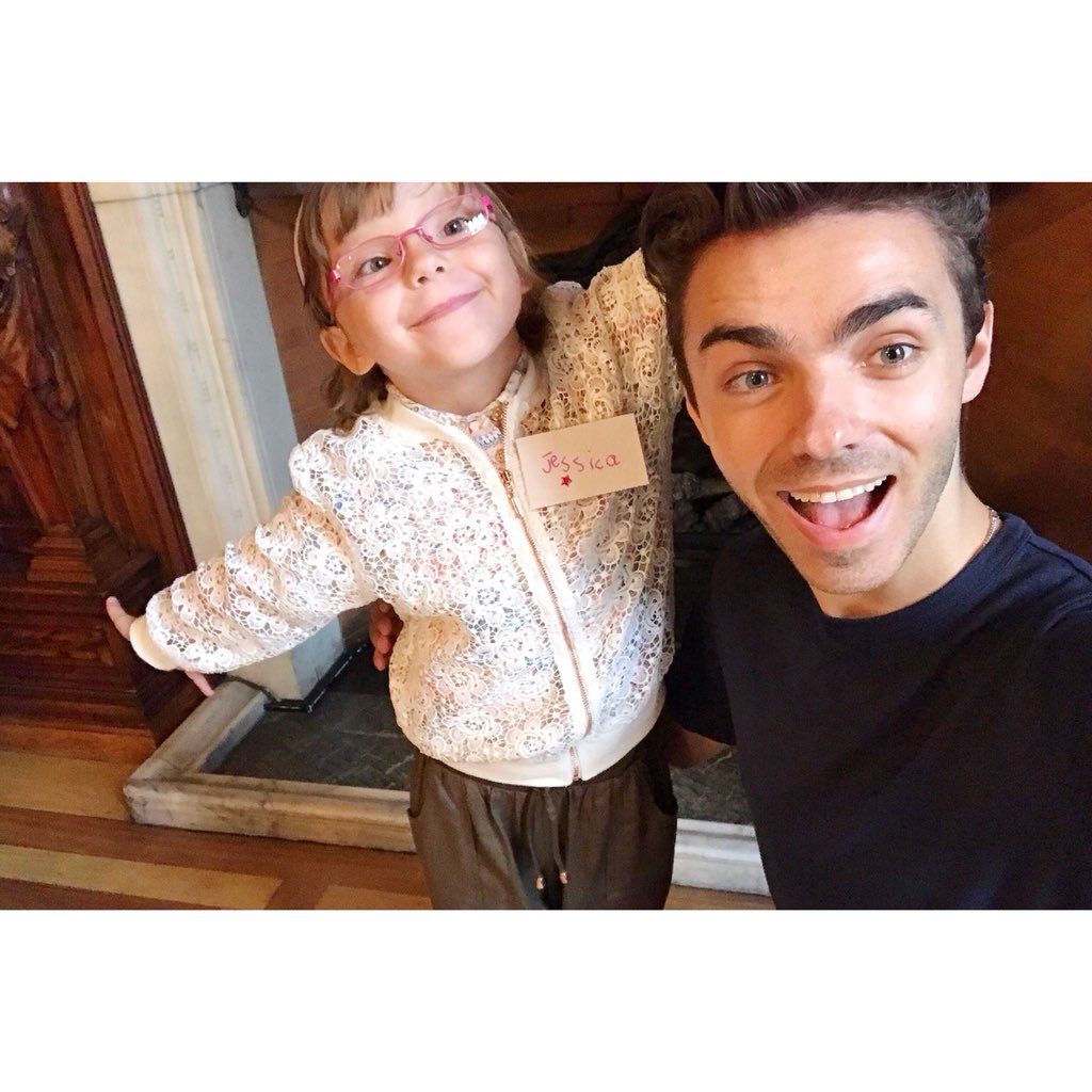 NathanSykes's tweet photo. My little cousin Jessica chose Valentines Day as her day to say goodbye and now every year on February 14th when we honour love, we will think of all of the love that we were honoured to have been given by her https://t.co/Go3K8W8Kfq https://t.co/gnsowKwntg