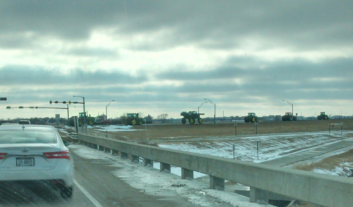 Mrs_Krienke's tweet image. You know it's #FFAWeek when "Drive your tractor to school" day then becomes "let's cruise Lost Creek Parkway" after school for our #lakeviewvikes !🚜