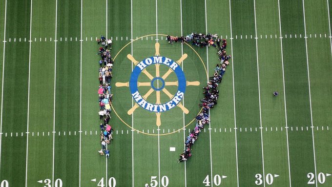 studentswalkout's tweet image. I wouldn’t be surprised if I had a thousand messages in my inbox. I am currently compiling pictures, connecting reporters with students from across the nation, and reading your stories.
This movement is so much bigger than you think!🗣
(Photos from Virginia, Alaska, and Michigan)