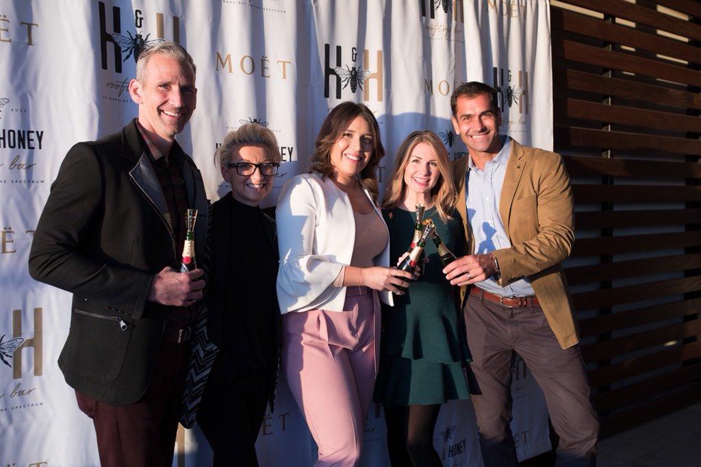 Prisb90's tweet photo. Closing a great week! We celebrated the grand opening of Orange County’s tallest rooftop bar Hive & Honey at the #MarriottIrvineSpectrum. Check out what all the buzz 🐝 is about: now open to the public! https://t.co/CBycLwpkYK