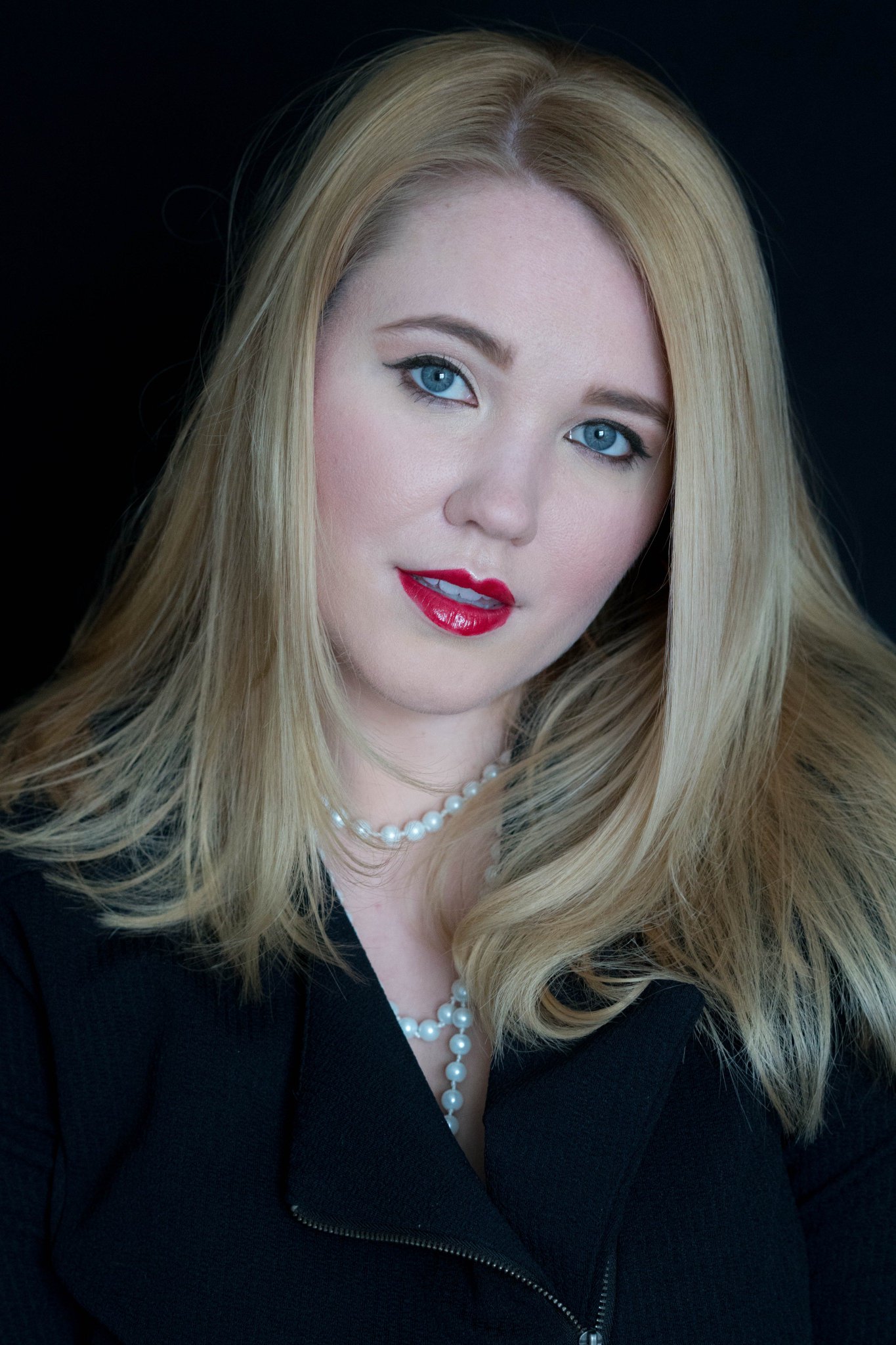 TW Pornstars - ⚜ Annabelle Rogers ⚜. Twitter. Online soon @chaturbate ️. 10:55 PM - 23 Feb 2018