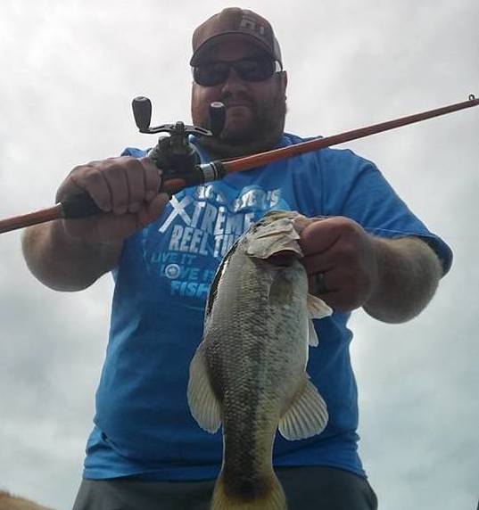 Carrotstix13's tweet photo. "Love laying the smack down on 'em with the stix!" 

Thanks for sharing Michael Amador! 

#CarrotStix #FishingRods #WildWildOrange #WildWildBlack #WildWildGreen #FishingTools #FishingReels #JiggingRods https://t.co/H9mVLkFY0t