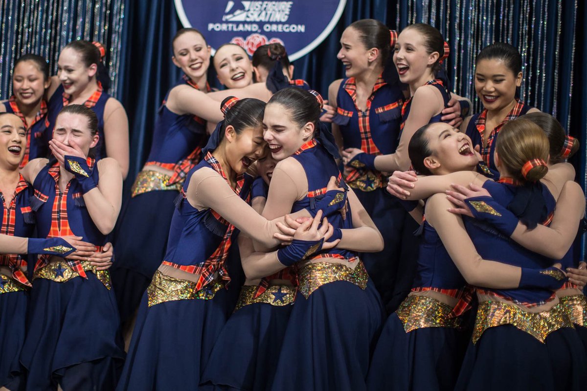 Everything's in sync at day two of the U.S. Synchronized Figure Skating Championships ⛸