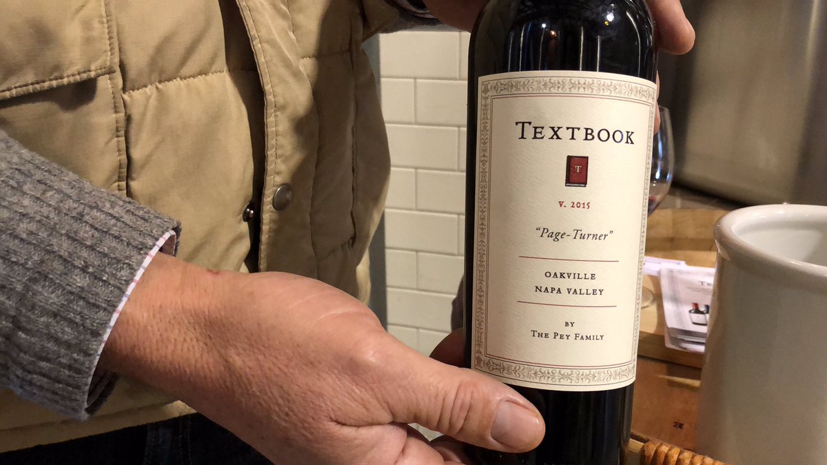 TEXTBOOK proudly showing their 2015 "Page-Turner" at the 2018 Oakville Wines Premiere Napa Valley Tasting.

#pnv18 #premierenapavalley #premierenapavalley18 #oakvillewine #napavalley