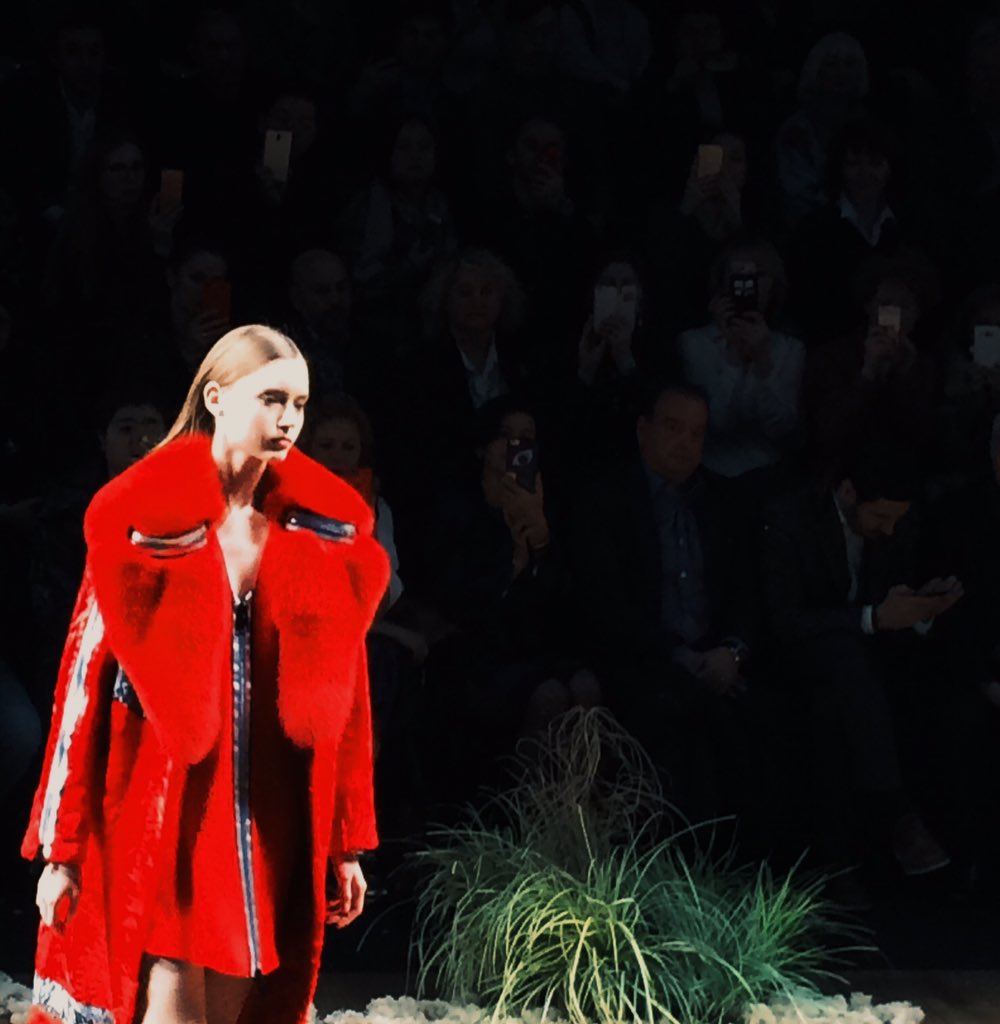 FurGuru's tweet photo. The Guru has arrived to Milan!!!! Follow her steps through MFW and REMIX 2018 backstage and show #mfw18 #fur #catwalk #REMiX https://t.co/H1cV9iyqO5