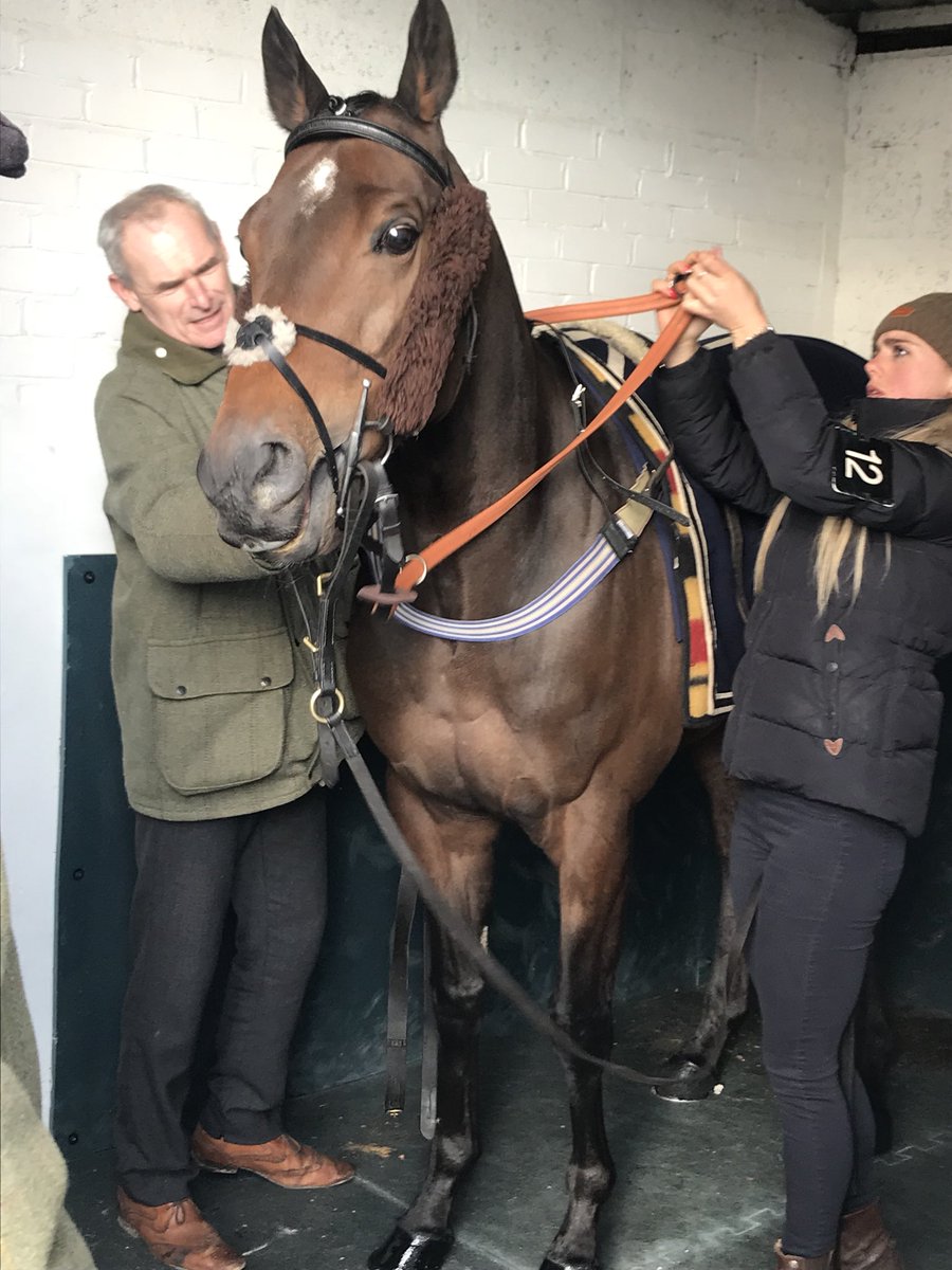 corbsinger's tweet image. The boy did us proud again today coming 3rd at 33-1 after going up 3 grades 😁😍 Outer Space is a little cracker and you can be involved for only £40 a week 🏇🏇🏇💙💛💙💛