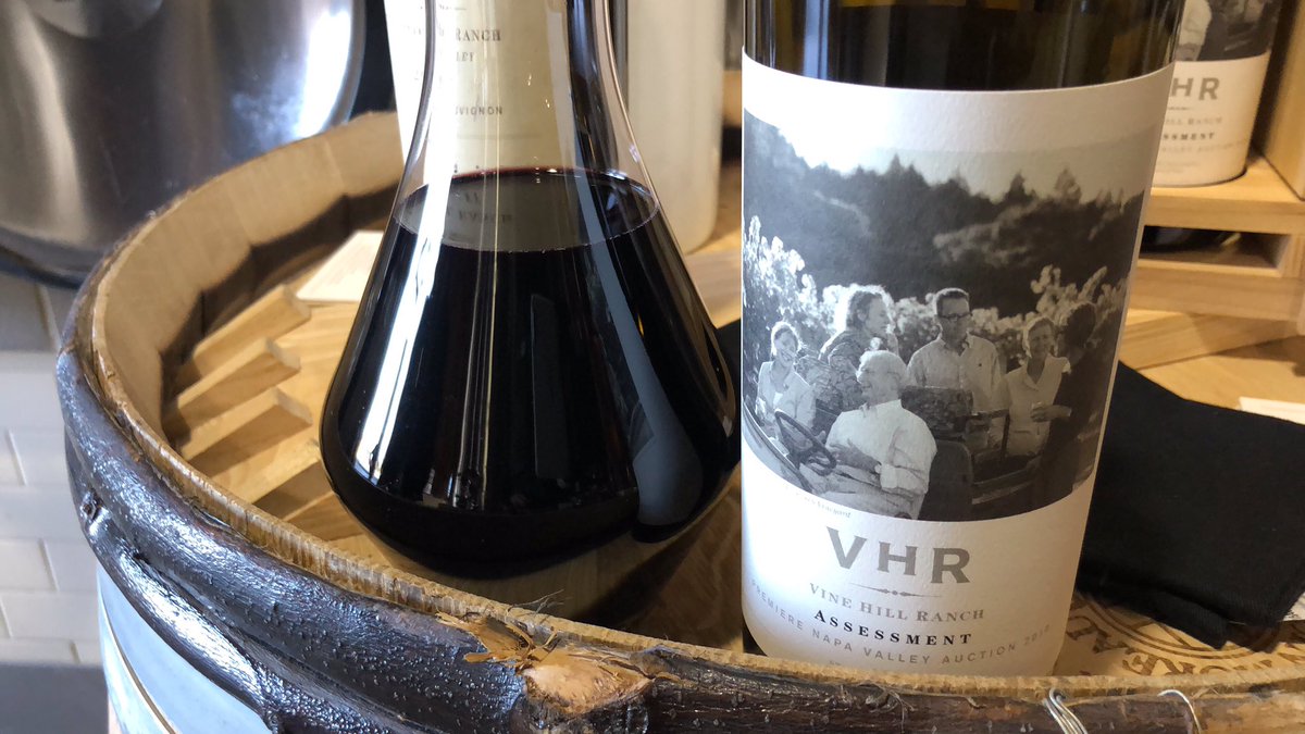 Vine Hill Ranch 2015 VHR Cabernet Sauvignon at the 2018 Oakville Wines Premiere Napa Valley Tasting

#pnv18 #premierenapavalley #premierenapavalley18 #oakvillewine #napavalley