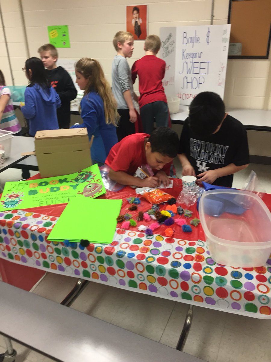 CLE_COUGARS1's tweet photo. All Collins Lane students enjoyed the fabulous goods and services provided by the 4th grade at the Economics Fair today. https://t.co/MoHrFbs05e
