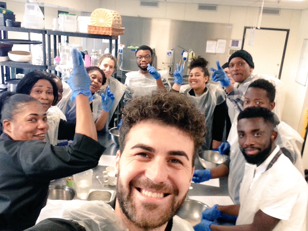 ElgoodChef's tweet photo. Proud to collaborated with @NewhamWorkplace and give a chance to this faboulous Guys! Let,s Cook!! LovePeople Everyone is a Star ⭐️ @GoodHotelLondon https://t.co/mgW3uce4au