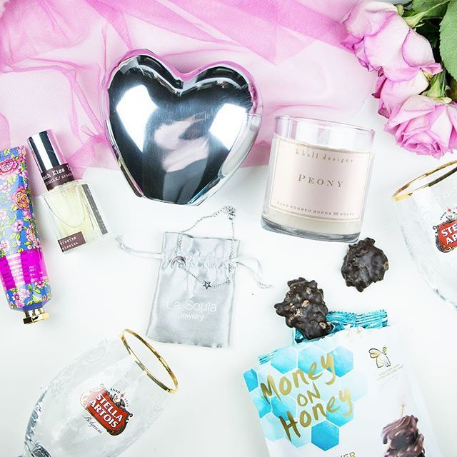 agoodhueblog's tweet photo. Sharing a peek at the February @popsugarmh #MustHaveBox... I’m loving EVERYTHING! 💕 Sadly this is the last monthly box, it is now going to be offered quarterly only... which means BIGGER &amp; BETTER! Click link in bio to get deets on the new box, plus u… https://t.co/hG2xbl2H3F https://t.co/M2RLY6c7TU