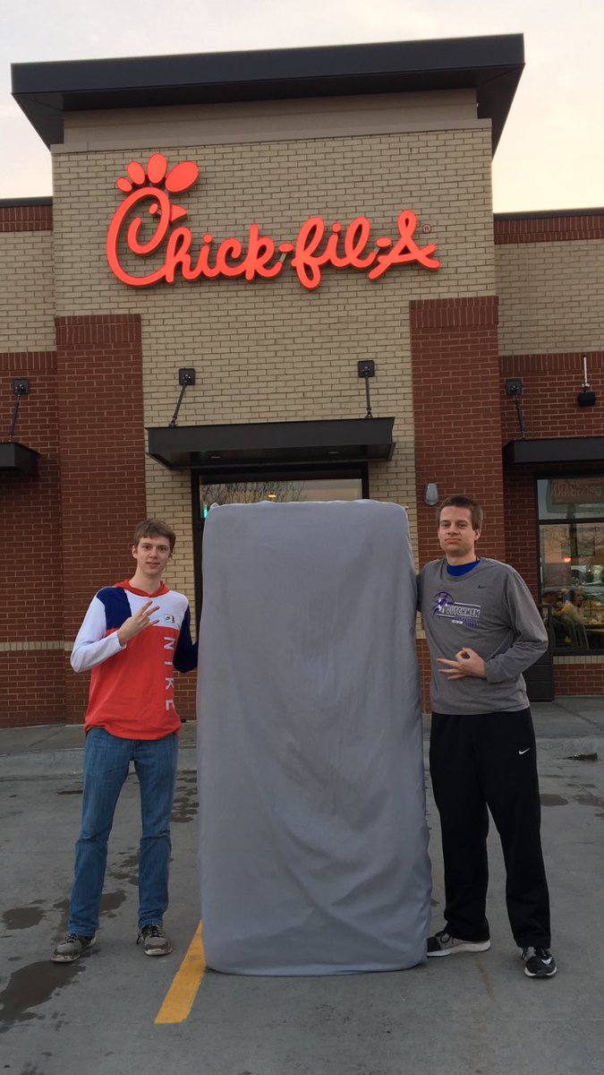 scottsmattress's tweet photo. Had fun at @cfawaterloo with the Gohman brothers! https://t.co/ENC0qS17Sj