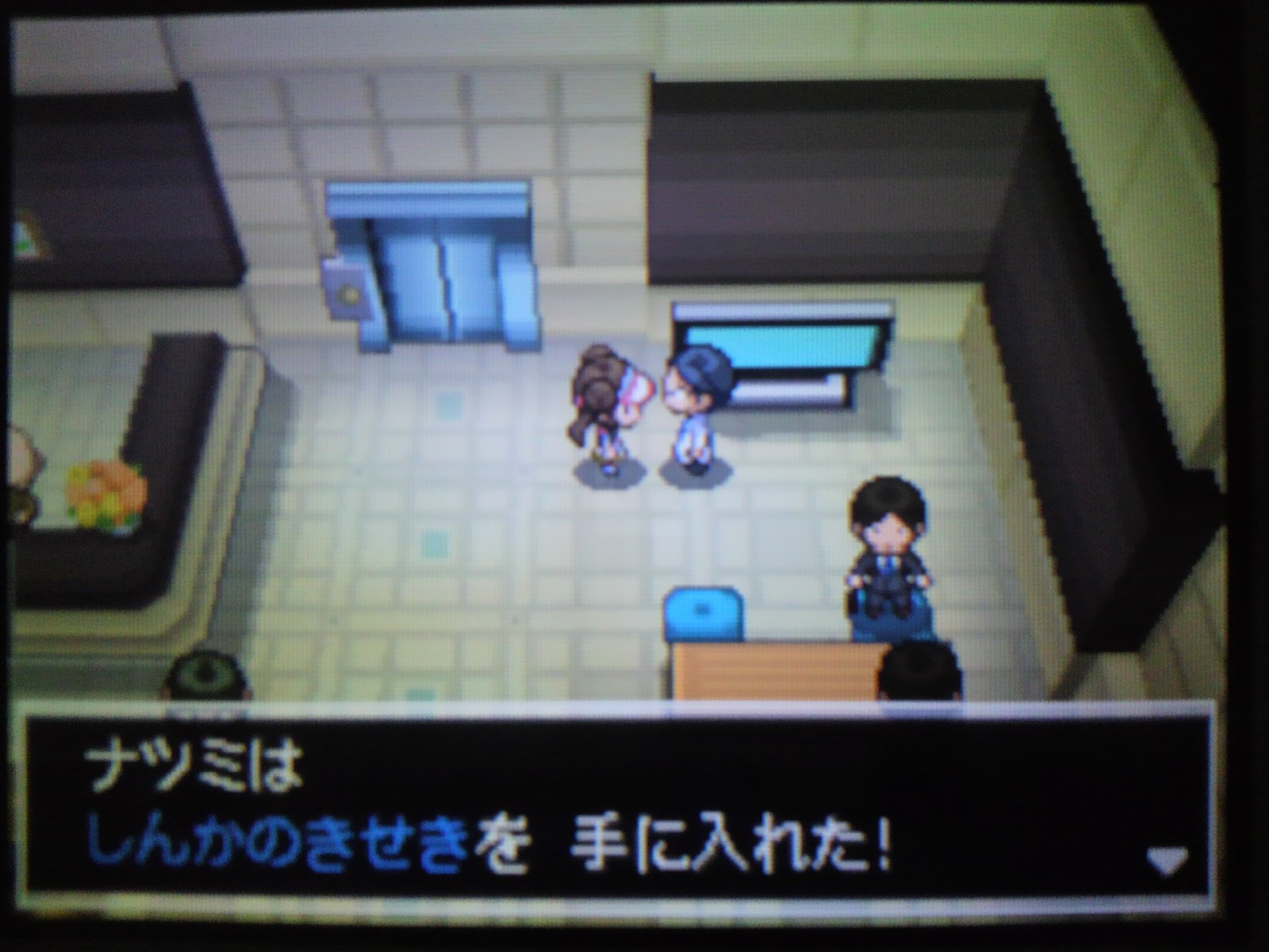 アマナツ マイペースなソロハンター Sur Twitter ヒウンシティ寄り道 スリムストリートのカフェ 憩いの調 此処にメロエッタを連れて行くと 専用技の古の歌を思い出します また この研究員の図鑑登録数40種類以上で会話すると 今でも猛威を