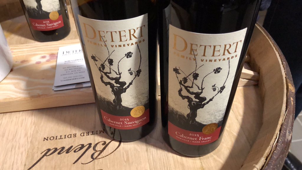 Detert Family pouring their 2015 Cabernet Franc and Cabernet Sauvignon at the 2018 Oakville Wines Premiere Napa Valley Tasting.

#pnv18 #premierenapavalley #premierenapavalley18 #oakvillewine #napavalley