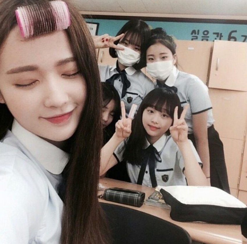 Chuu pics ♡ tweet media