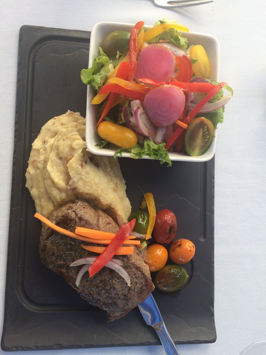 thewinetattoo's tweet photo. Meanwhile @winewankers @JMiquelWine @CHARLIEWINES on #capewinetasting delicious #food #wine pairing in #franschhoek of top #Pinotage and ##springbok steak in #bistrot of @AlleeBleue Started with intense 2015 #pintogage followed by mellow, perfect to drink 2009 #vintage https://t.co/f1hvVK8Jsm