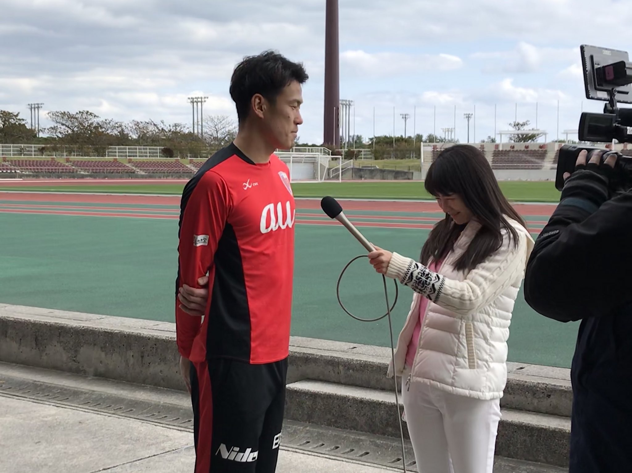 京都サンガf C 今夜 エキサイティングj開幕sp 団結心でj1だ 京都サンガ Kbs京都 放送 沖縄 での 収録の様子 T Co 0wjsy7cr80 Sanga 京都サンガ 団結心 ムラサキマツリ T Co Ws7j9xobaw Twitter
