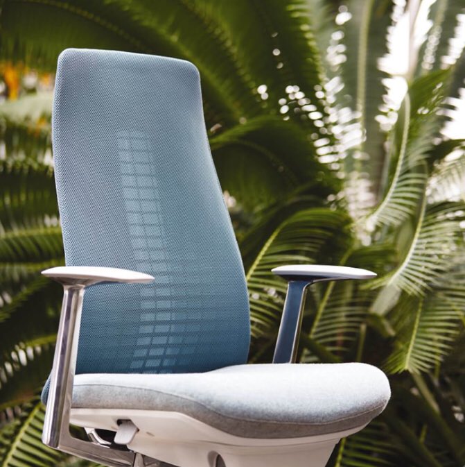 ASID's tweet photo. #SCALE2018 attendees - it’s time to head to the @Haworthinc showroom at 444 S Flower St! We’ve got yummy appetizers and will be raffling off a Fern Chair, a $899 value! https://t.co/OmHsYv3nd1