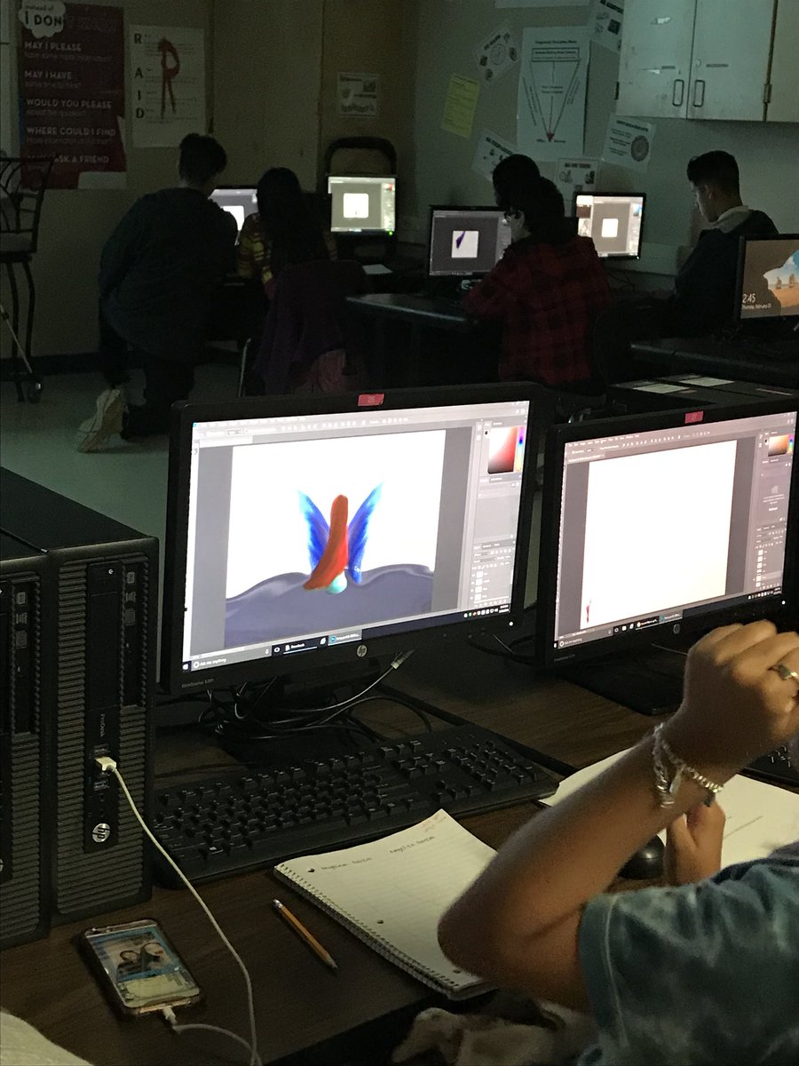 SB_Counselor's tweet image. Working their photoshop skills! #techapps