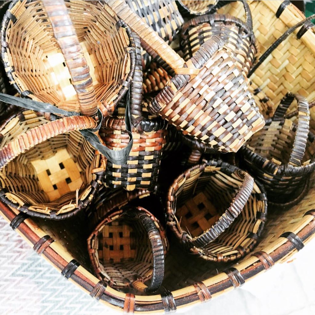 cookiemonbites's tweet photo. Baskets are an old fashioned way of storing foods like COOKIES 🍪, catch it at Pistang Tomas! Let us support our very own local merchandise. Stay tomasino at heart! ❤️ https://t.co/y1pjRRwlEL