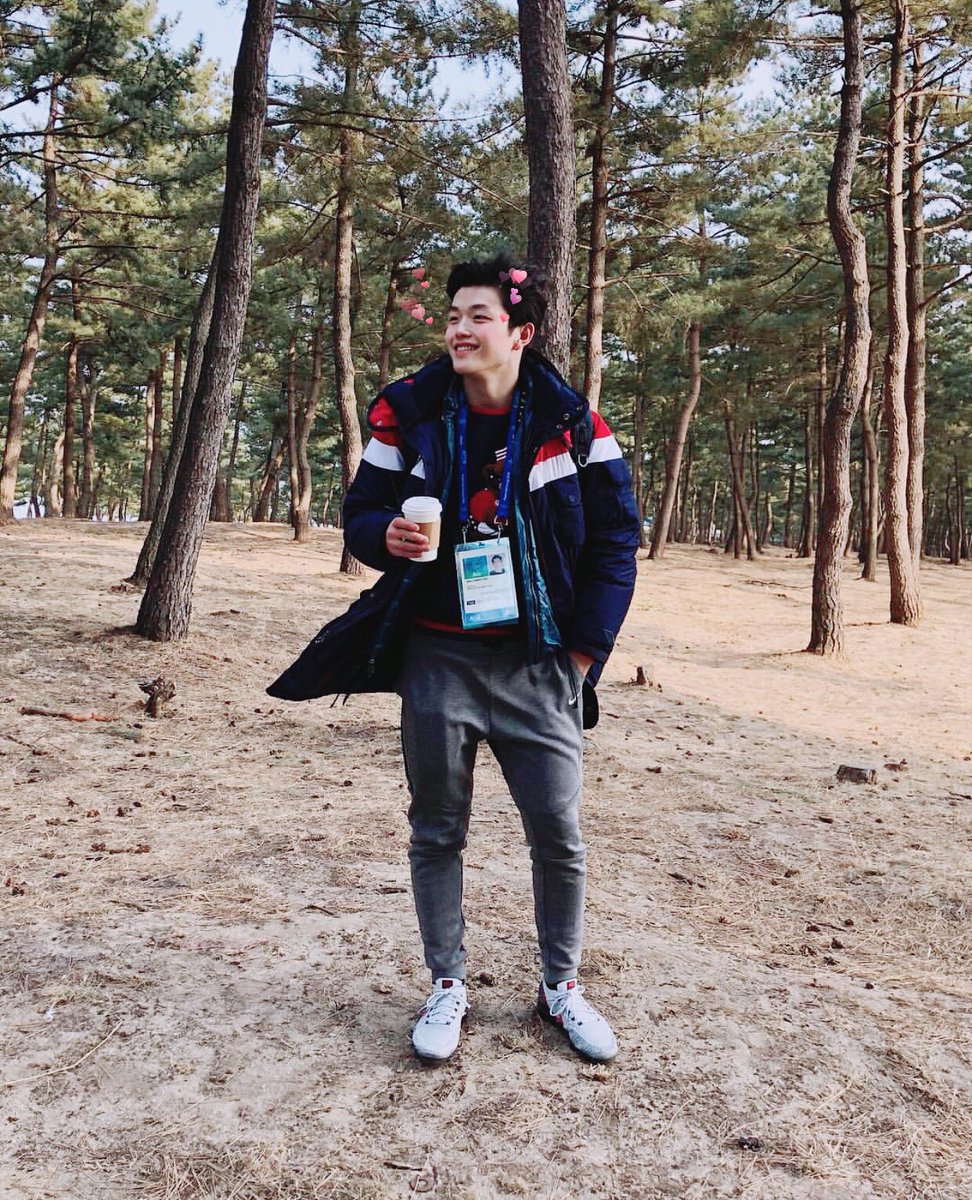 softshibsibs's tweet photo. ╰(*´︶`*)╯♡

#alexshibutani #ShibSibs #shibutani #figureskate #icedance #TeamUSA #Olympics2018 #Pyeonchang2018 https://t.co/mkGd8BOZtr