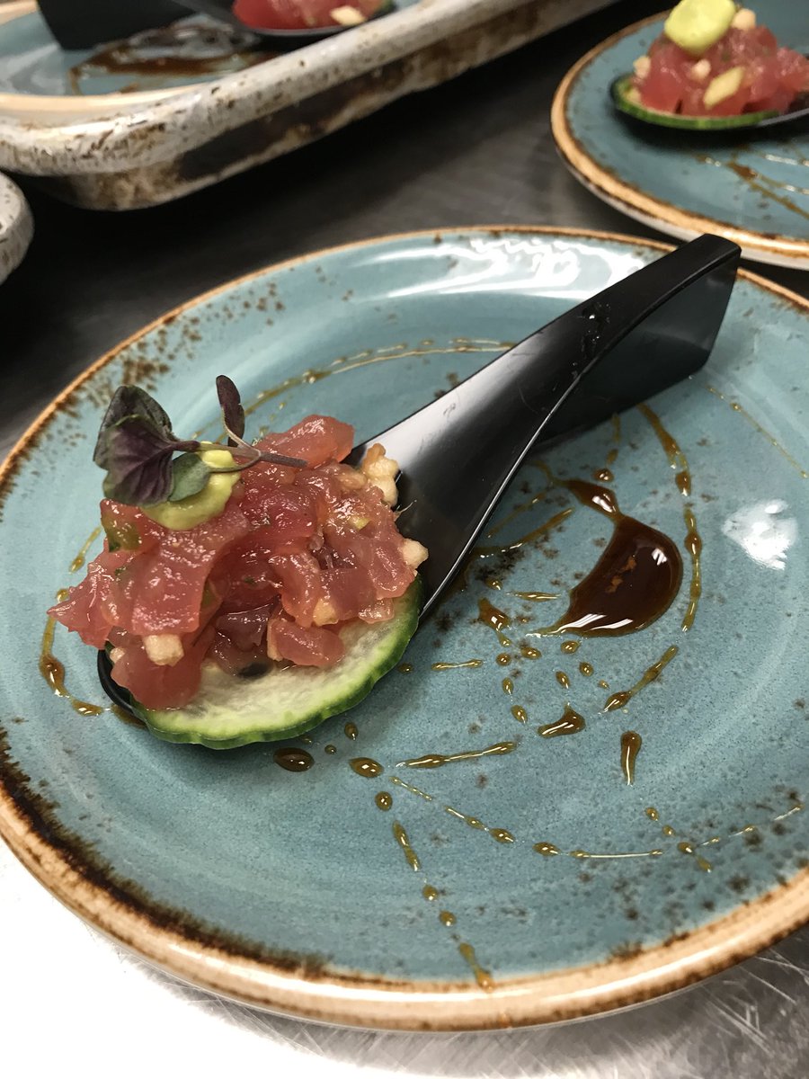 CaesarsAC's tweet photo. Some courses from our Hell’s Kitchen Takeover Dinner Tonight! #RamsayAC #MyCaesars https://t.co/pqzSVvyhq8