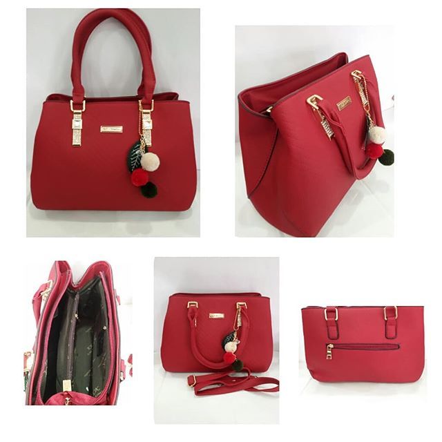 anyarjatinom's tweet image. Ready tas fashion KELBIN KENELLIUS 35043 😍👜
Bahan :semi kulit 
Color :Red 
Size : 29x24cm 
Untuk lebih detailnya mari kunjungi @anyarjatinom dan @samianyarjatinom 😊
#tw #tasfashion # tassekolah #taskantor #sandal #sadalcewekcowok #sandalgunung #koper #dompet #tokoanyar #sami…