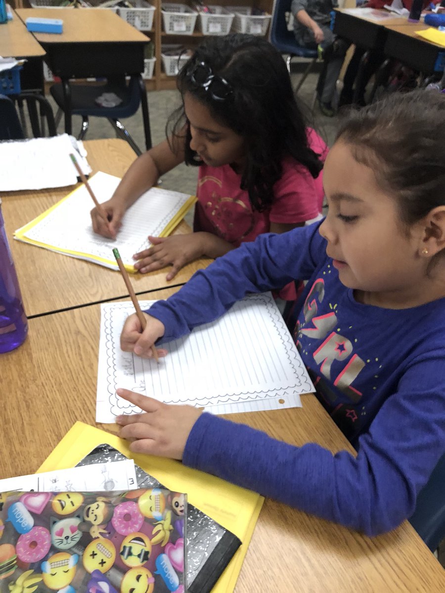 2nd_MrsBerridge's tweet photo. Coaching conversations about personal narratives! @Norris_Knights https://t.co/c6szAMQGSH