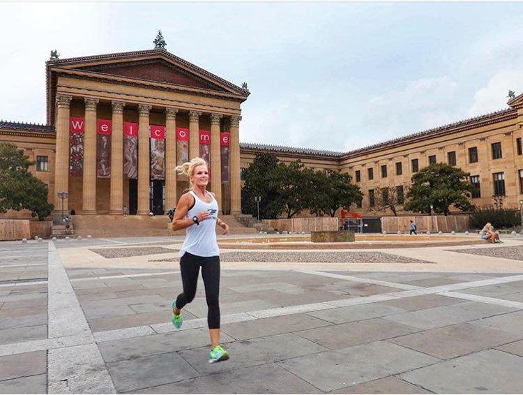 CoreFitnessPHL's tweet photo. Let's get outside with @cfcindyb for Saturday 9 AM Boot Camp at the Art Museum Stairs! #DO72 #loveyourfitness #philly https://t.co/npvchThll3