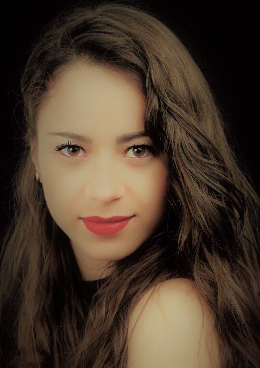 MelissaQactress's tweet photo. @mel_quintans #act #theatre #director #films #artlife #castingcall #castingdirector #trainingactor #cubanactress #actinglife #actingcarreer #capacity #professionalactress #actingagent #actingcoach #actingjobs #hollywood #latinactress #latinactors #reel #melquintans #actrizcubana https://t.co/y6m2whaOzD