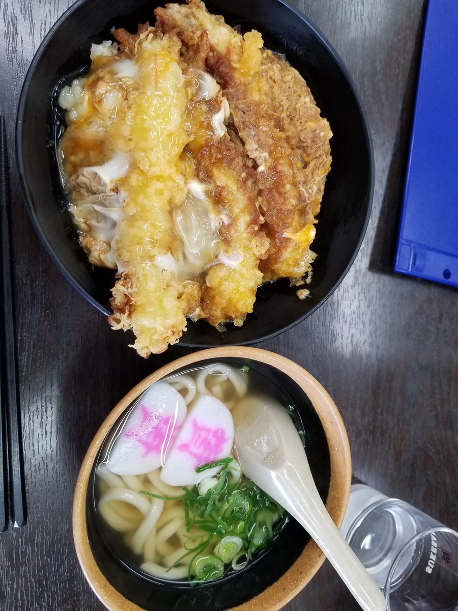 Renta103's tweet photo. 今日は、これ食べた⭐
資さんうどん、海老三尾⭐
安定の美味しさ(^^)v
#資さんうどん https://t.co/dC2a4Ap7Va