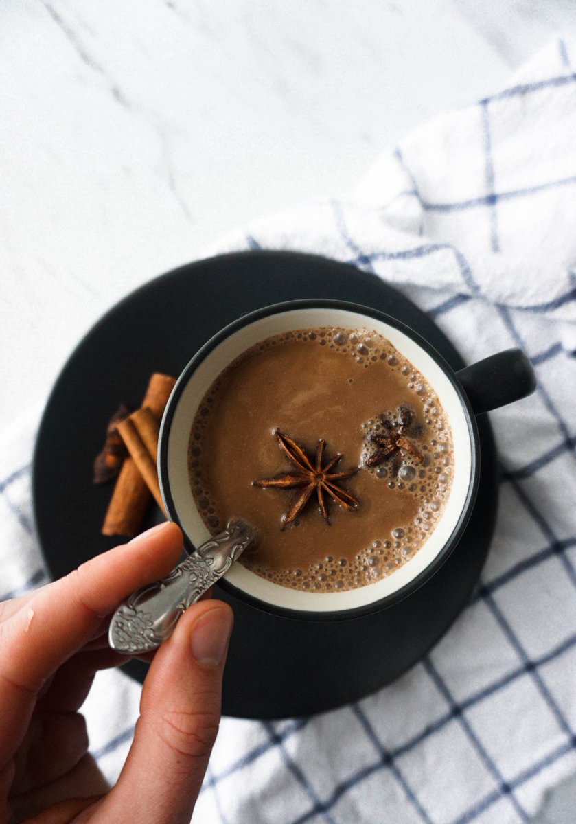 SavoringSimple's tweet image. Chocolate Chai Tea savoringsimple.com/chocolate-chai…