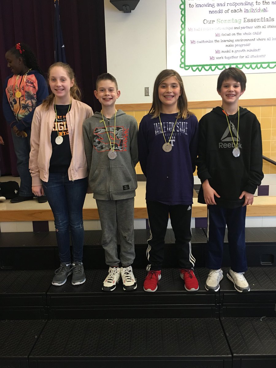 learnwithleech's tweet photo. Thailand comes home with silver! #5thgradeolympics 🥈🥈🥈🥈 @SonntagElem https://t.co/HGZFJw1l9k