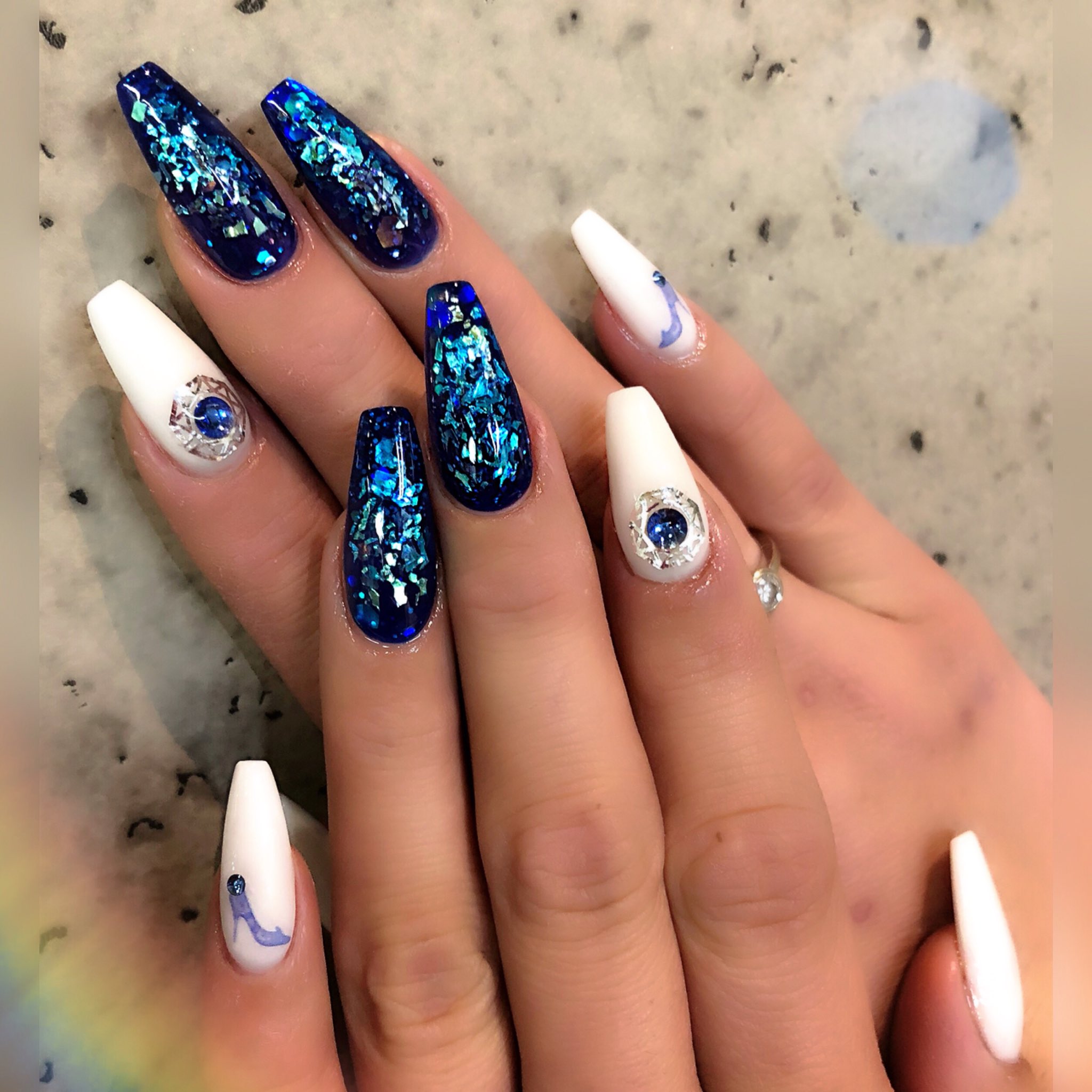 Coco お客様nail ﾟ ｶﾗｰﾘｷｯﾄﾞ使用 Blue Nail Love Cool Blue Nailsofinstagram Nailart Naildesign Fashion Longnails Jelnail Beauty Purple Swarovski Fashion スカルプ ネイル 派手 ロングネイル ジェル ネイル