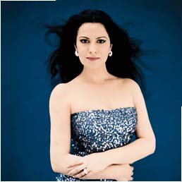 TheviotW's tweet photo. #Victoires de la #Musique (#VictClassique): sopranos S. #Devieilhe, A. #Gheorghiu et B. #Hannigan, clarinettiste P. #Meyer, pianiste A. #Tharaud, ensemble #LesSiècles, violoncelliste V. #JulienLaferrière, compositeur K. #Beffa, violoncelliste B. Philippe, mezzo-soprano E. #Zaïcik https://t.co/r8h0PqnW5v