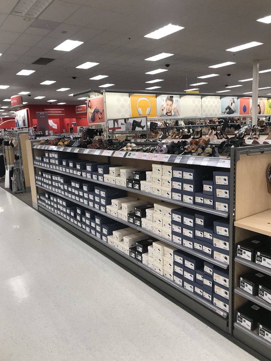 Spring Shoe Transition Zone is on 🔥!! Winning the weekends starts well before Saturday!
