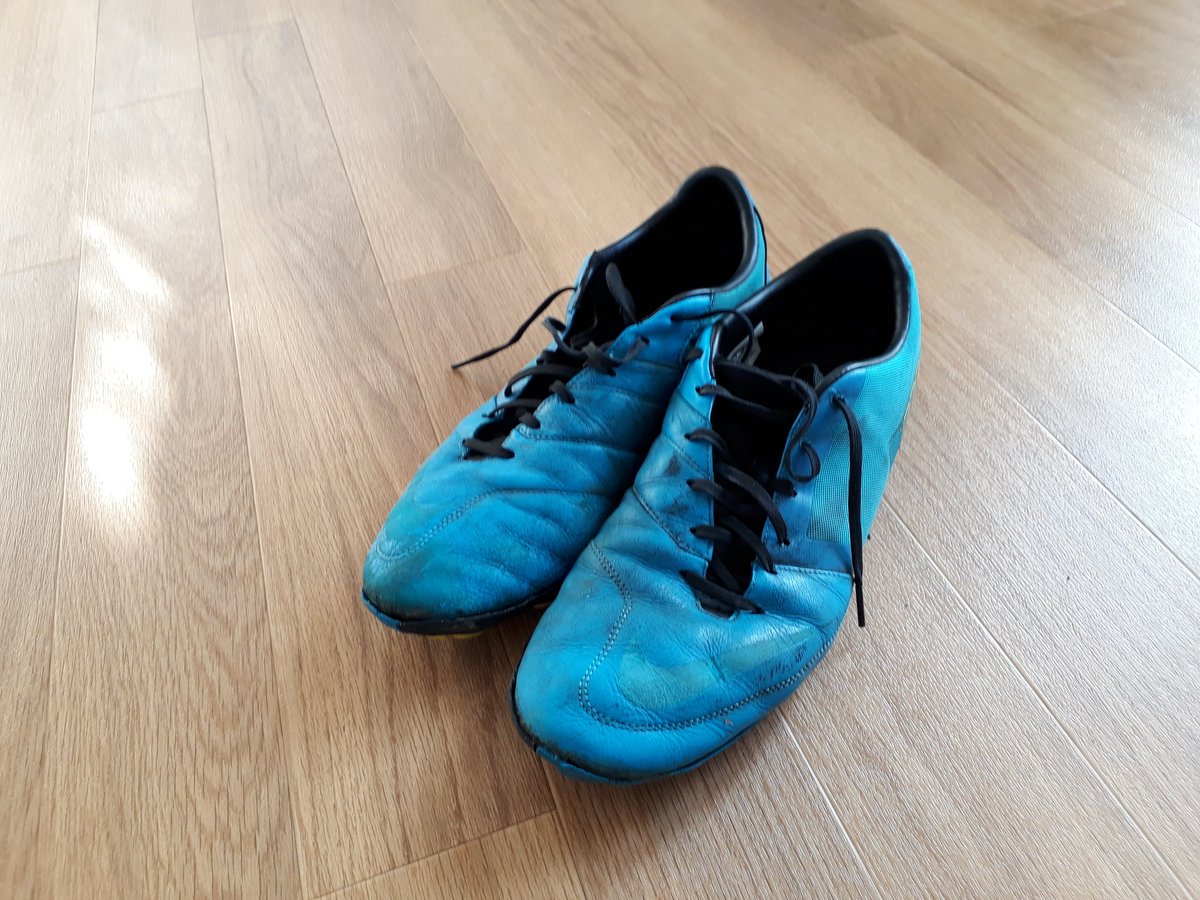 Just sprinkled some ' magic stardust' on these bad boys. Primed & ready for this afternoon! #PeoplesCup #shootingboots