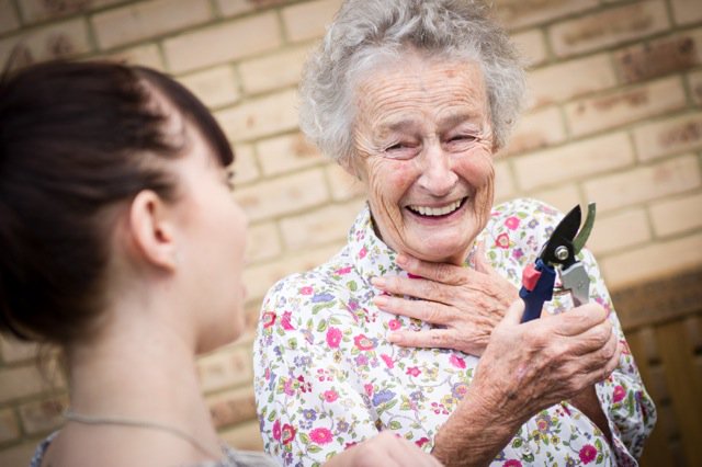 Looking for a new challenge? Join our award winning and friendly team to enable people with dementia to stay physically and socially active. growingsupport.co.uk/about/  #sth #loneliness #job #bristol #community #SaturdayMotivation