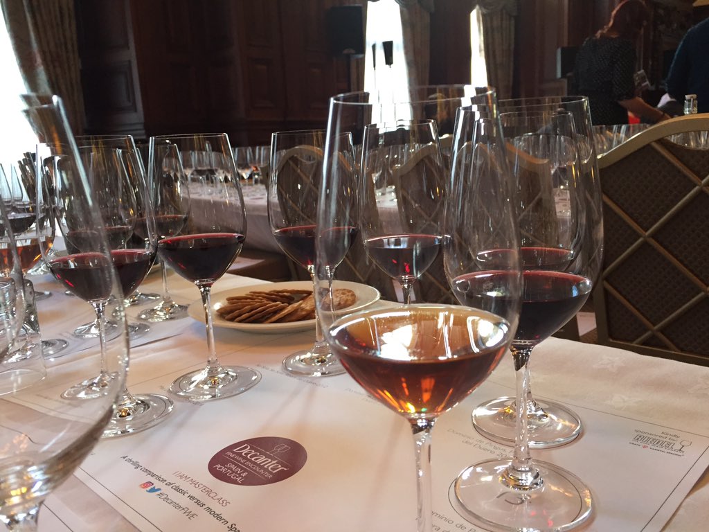Our first masterclass - classic vs modern Spanish wines with <a href="/SJEvansMW/">Sarah Jane Evans MW</a> including @BodegasZARATE <a href="/pazosenorans/">BODEGA PAZO SEÑORANS</a> Laventura, Viña Tondonia, <a href="/barbadillo/">Bodegas Barbadillo</a> <a href="/BodegasRoda/">Bodegas Roda</a> <a href="/artuke/">artuke</a> <a href="/masdoix/">Mas Doix</a>, Álvaro Palacios, Sei Solo, Dominio de Pingus <a href="/asencioalonso/">Bodegas ALONSO</a> #decanterfwe