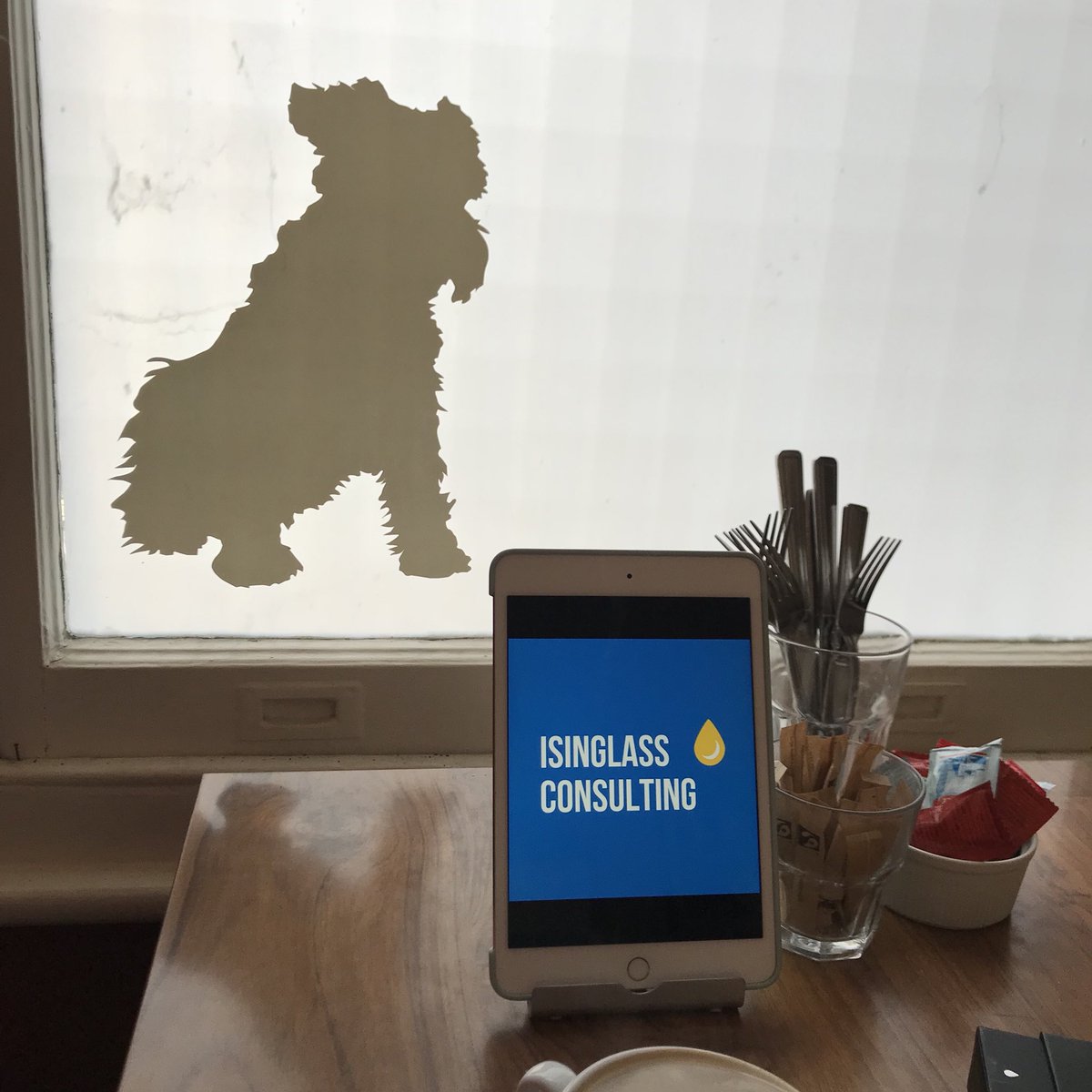 isinglass_tim's tweet photo. Still time to drop in @TheArchieParker for a chat and ☕️coffee! Had a great chat with Alison who can already see new ways to grow her businesses. The sharpies getting a good workout 🖊👍🏻#SE23 #SE26 @SE23life @SE23dotcom https://t.co/VBDBRkQ6yj