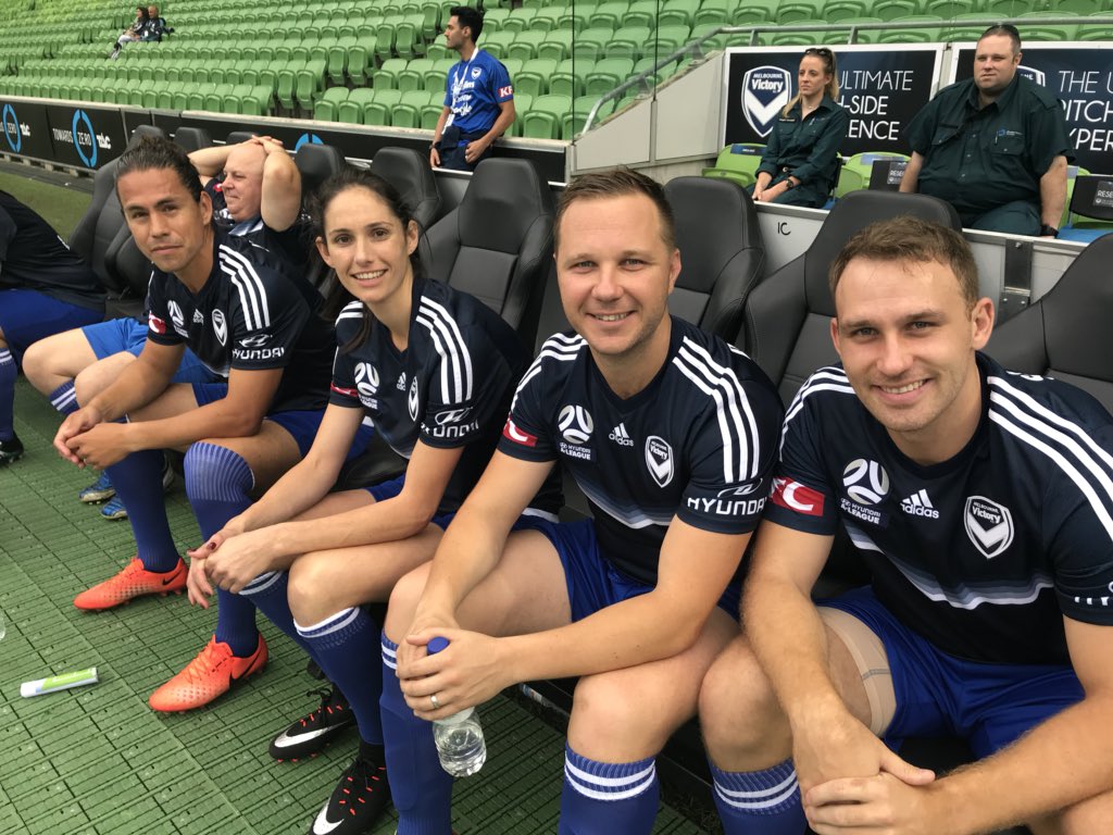 CancerVic's tweet photo. The Fans are up 2-0 at #victoryagainstcancer and @RobMillsyMills &amp; the All Stars are feeling the pinch! https://t.co/QM5qKOfavy