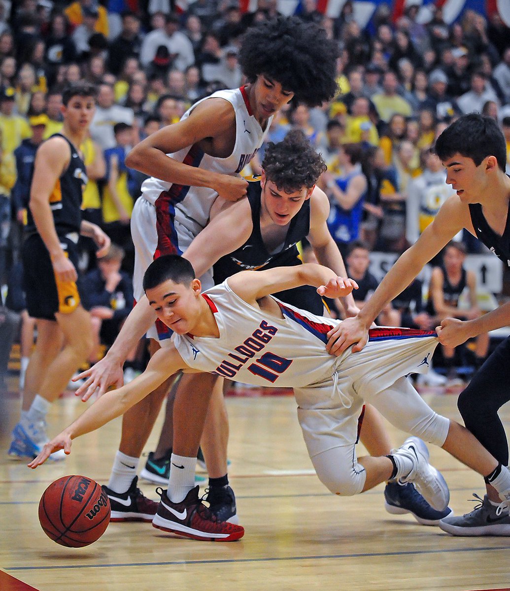 mstudyvinmtdemo's tweet photo. @orhsmbb Trojans even game late against Folsom Bulldogs but fall 53-46 in D-I Sac-Joaquin Section playoff showdown . https://t.co/B5VYJ7dKL9 @TROJANPRIDE80  @SacBee_JoeD @OrangeMarkD @telegraphmlong @KCRAdapper https://t.co/30ERABnz0T
