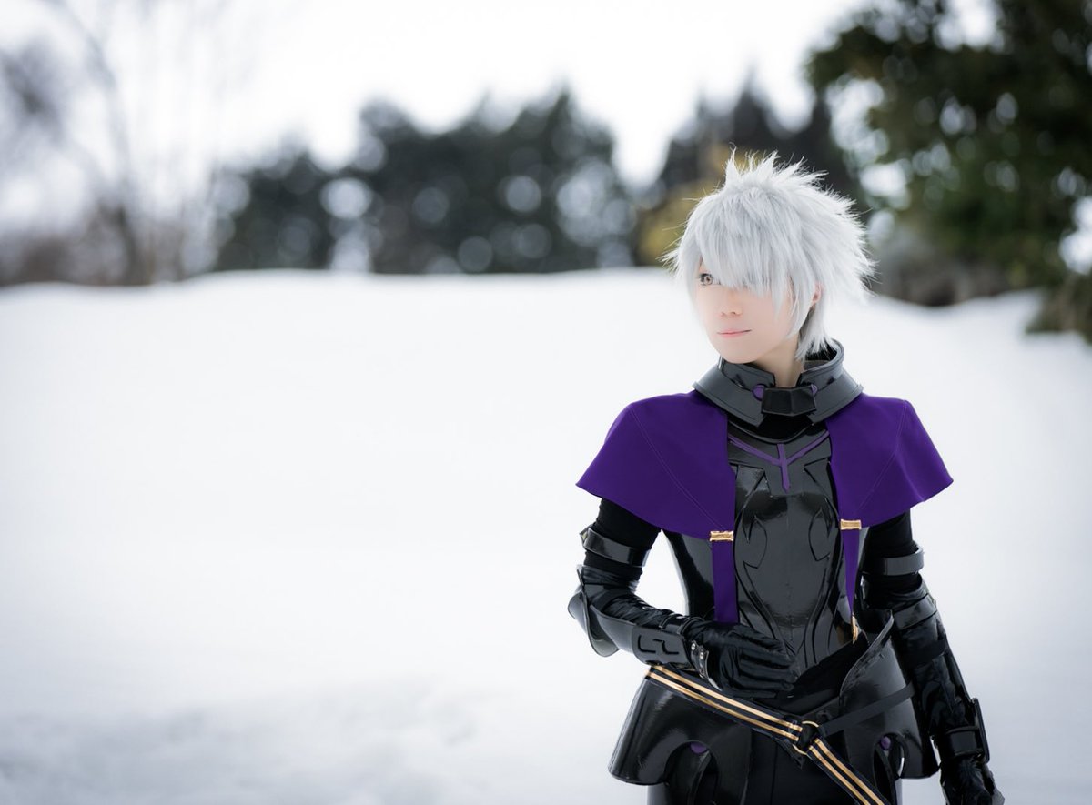 petitpetitchien's tweet photo. 地元でギャラハッドを撮影して頂きました。雪の中ありがとうございました。次コスする時までに盾を完成させたいです。

photo リーさん(1・2)、アネさん(3・4) https://t.co/ppjsPB7XE3