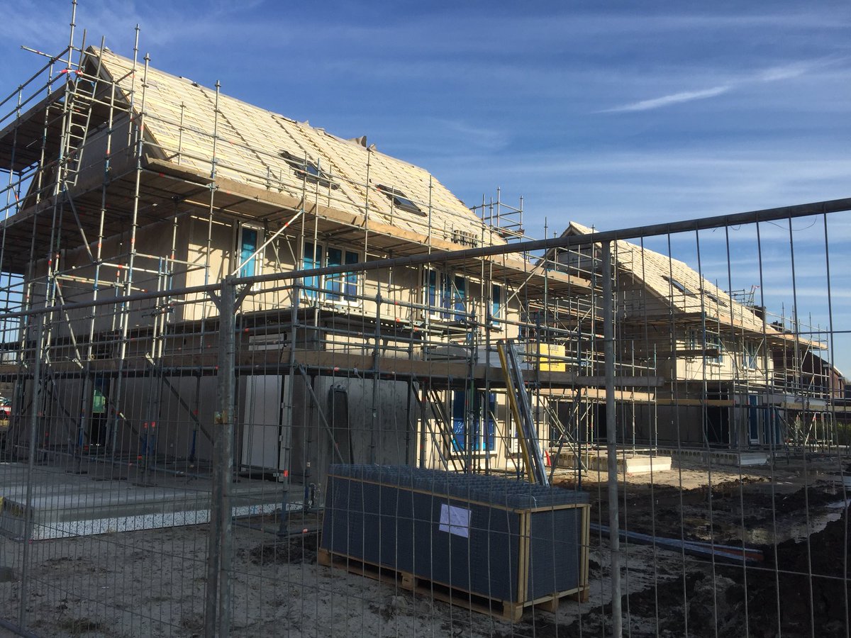 Zonnige kijkmiddag Steenwijk Aan de Divisie! <a href="/VanWijnenGroep/">Van Wijnen</a> <a href="/HarmenByl/">Harmen Bijlstra</a> <a href="/ELogtmeijer/">Ernstjan logtmeijer</a> #klantbeleving #Steenwijk #zon